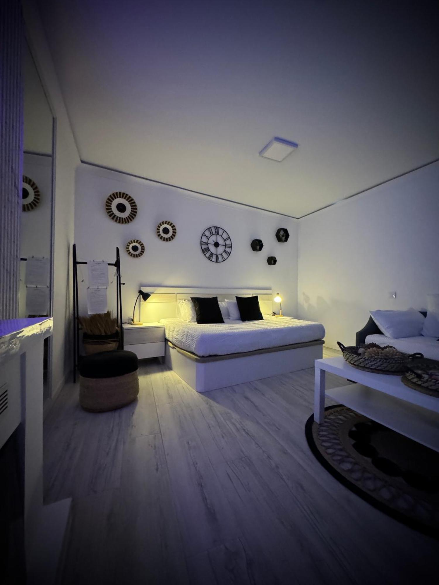 Madrid Centro Suite Vanguardista Экстерьер фото